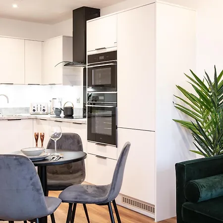 Free Parking Heart Of